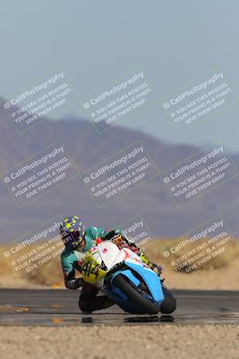 media/Mar-22-2025-CVMA (Sat) [[462c0ffedb]]/Race 13-Amateur Supersport Middleweight/